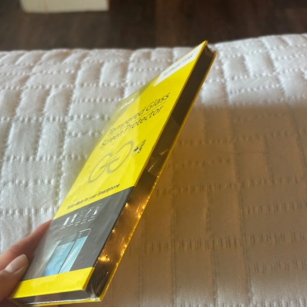 JETech Tempered Glass Screen Protector for iPhone 11/XR - Yellow